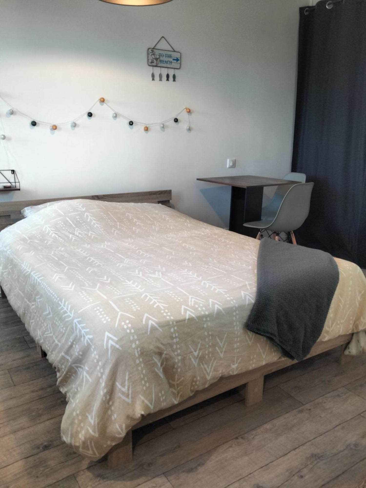 Logement Independant Avec Exterieur Privatif Et Cloture Batz-sur-Mer Kültér fotó